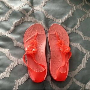 CROCS Pink Sandals with Ruffled Detail